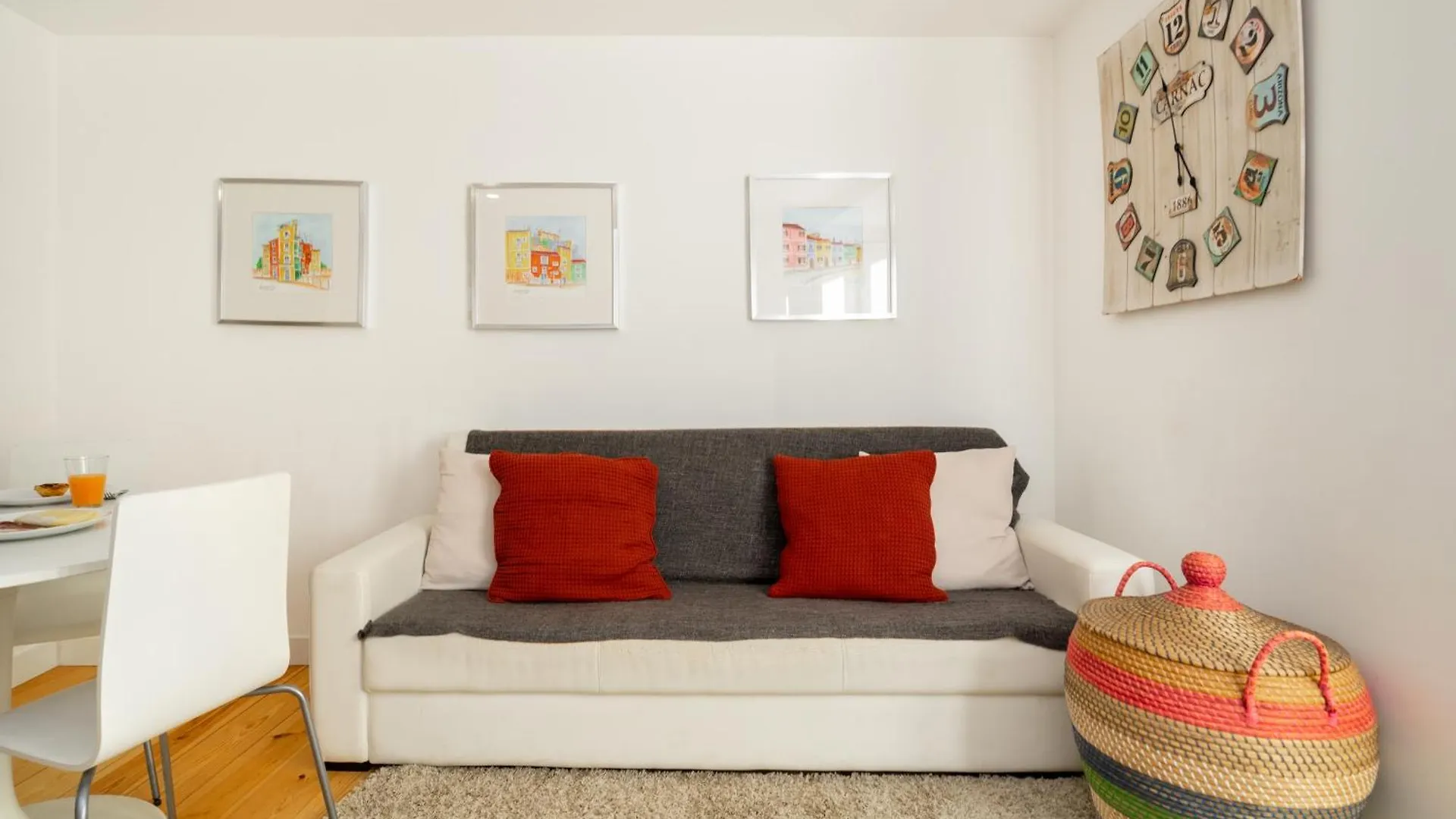 Apartment Whome Martim Moniz Central Studio Lisbon Portugal